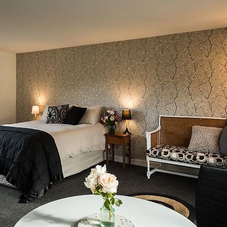 Mount Thomas Road B&B ランギオラ エクステリア 写真